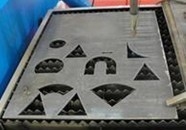 CNC PLASMA CUTTIN MACHINE /PLASMA CUTTING MACHINE